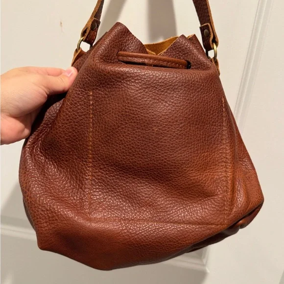 Portland Leather Rich Brown Shoulder Bag - Picture 2 of 7